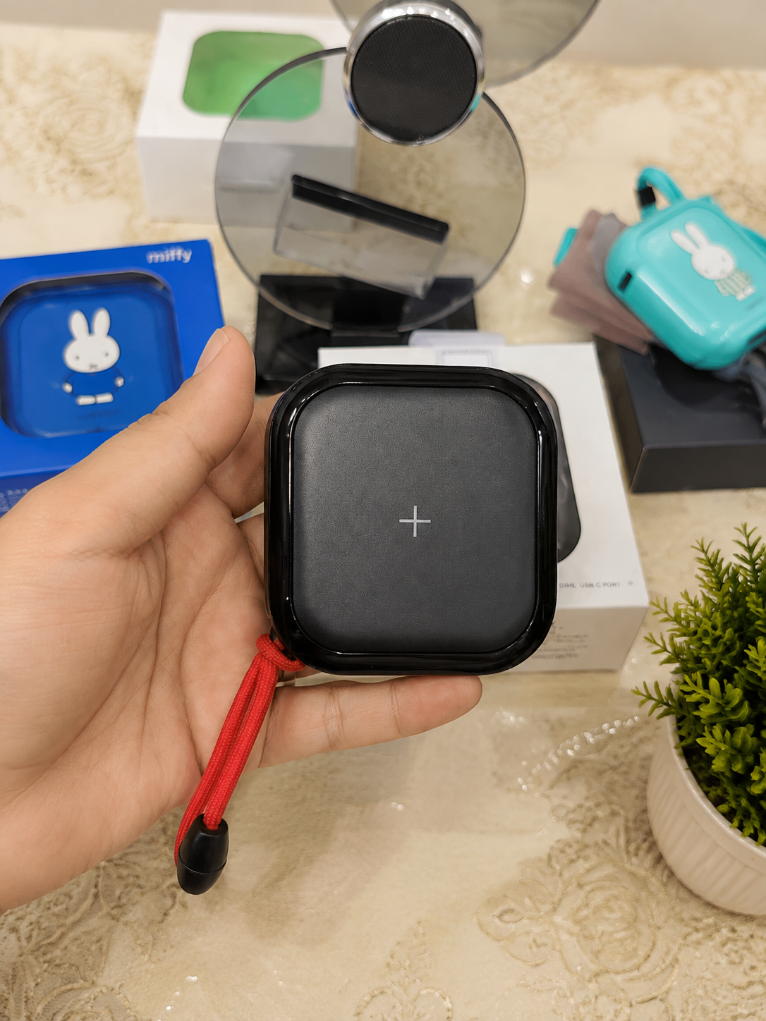 MPOW WIRELESS POWER BANK 10000 MAH 22.5W - Image 2